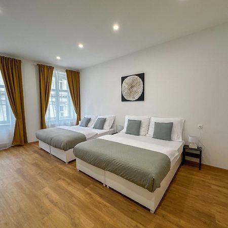 Krakovka Residence Praha Bagian luar foto